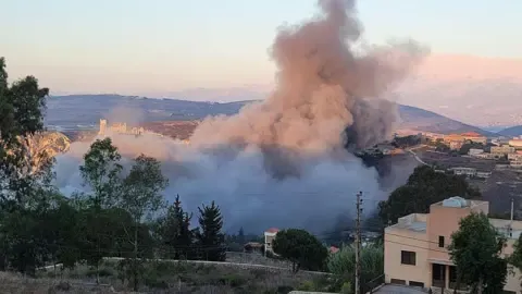 Israel's Bombing Raids Hit South Lebanese Territory